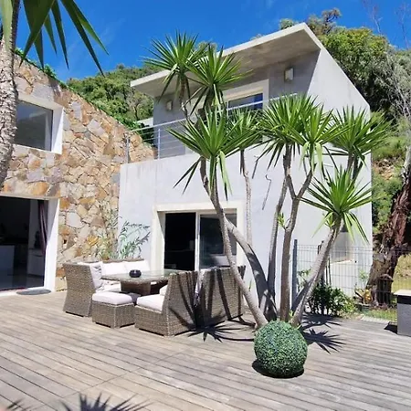 Pramousquier Loft De Charme 2 Piscines Interieure Et Exterieure Willa Le Lavandou