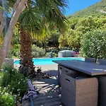 Villa Pramousquier Loft De Charme 2 Piscines Interieure Et Exterieure *