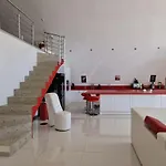 Villa Pramousquier Loft De Charme 2 Piscines Interieure Et Exterieure Le Lavandou